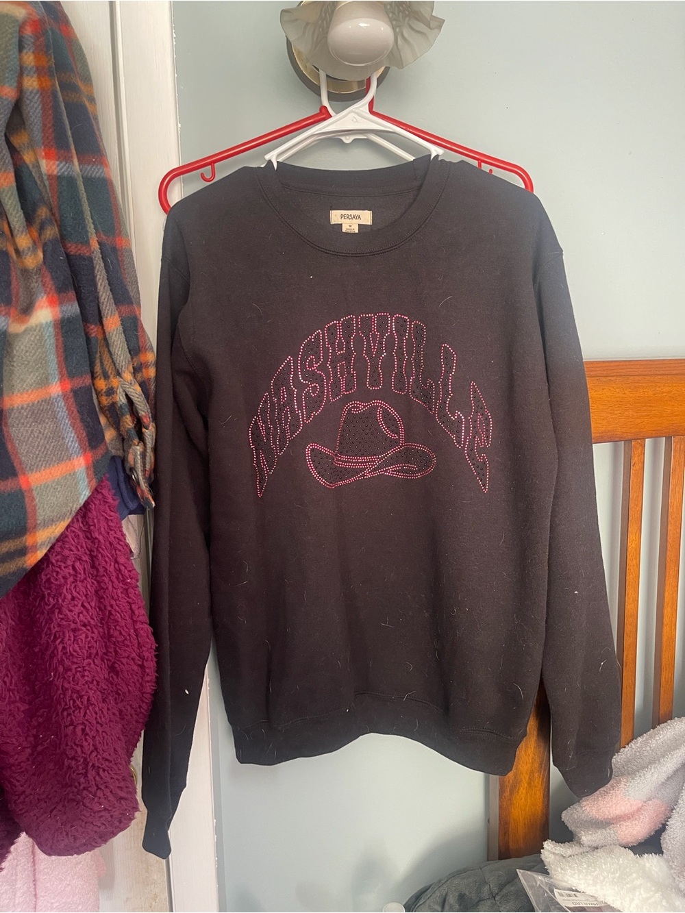 Forever 21 Black Crewneck Sweatshirt with Pink Rhinestone Nashville